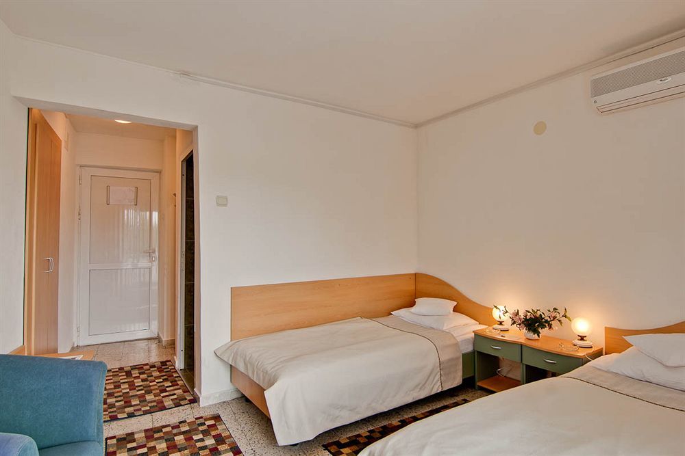 Hotel Raluca Venus Exterior foto